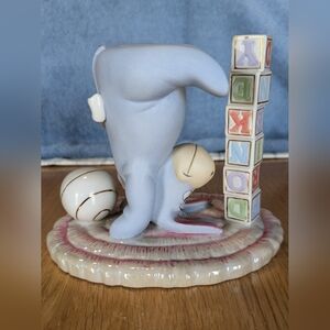 Disney Showcase Lenox Eeyore "Spelling Lesson" Figurine